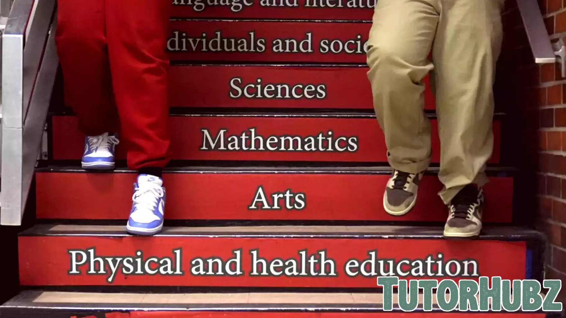 Illinois Education Standards Under Scrutiny as Proficiency Levels Decline