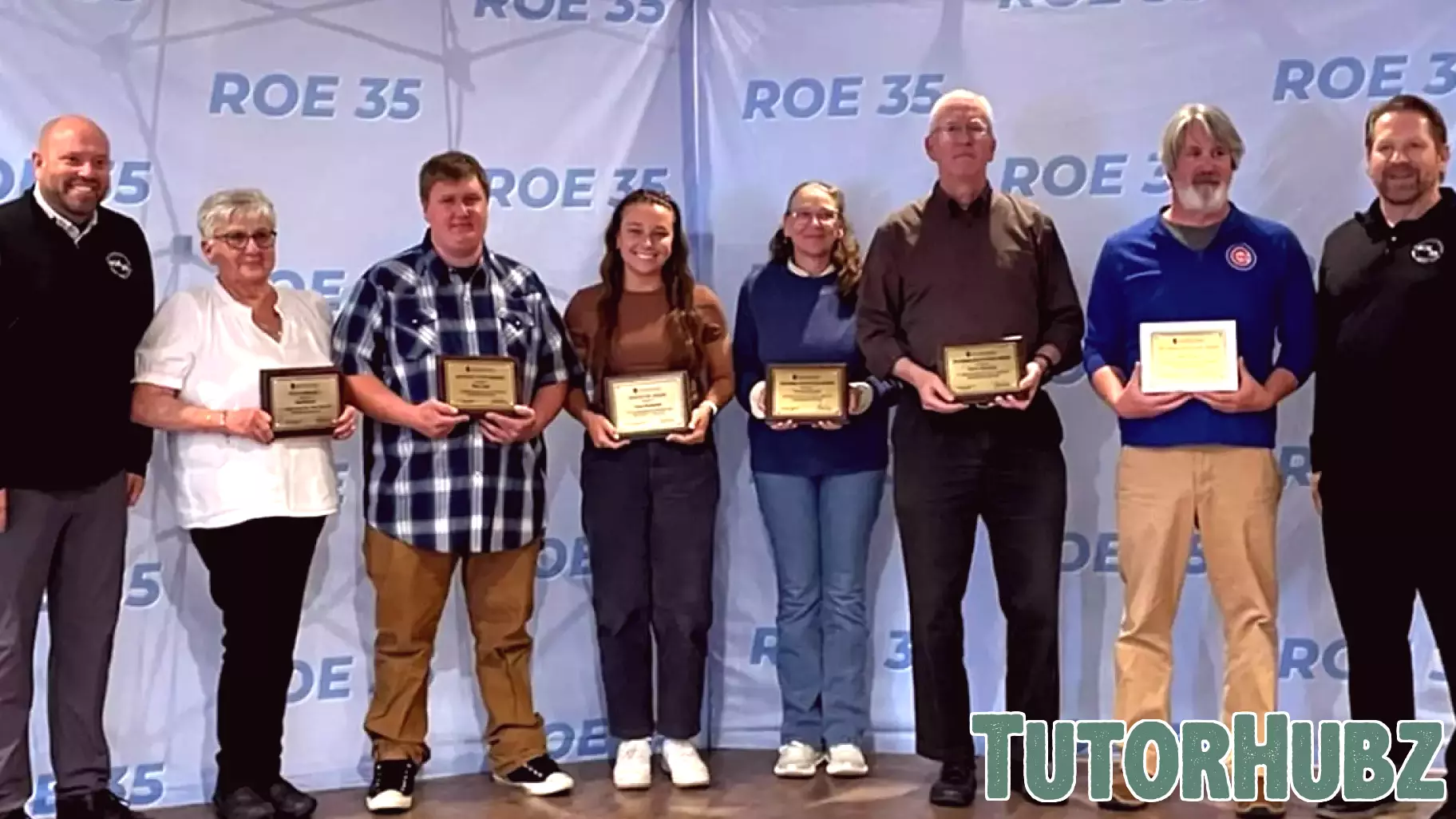Mendota high school announces Excellence in Education Award winners