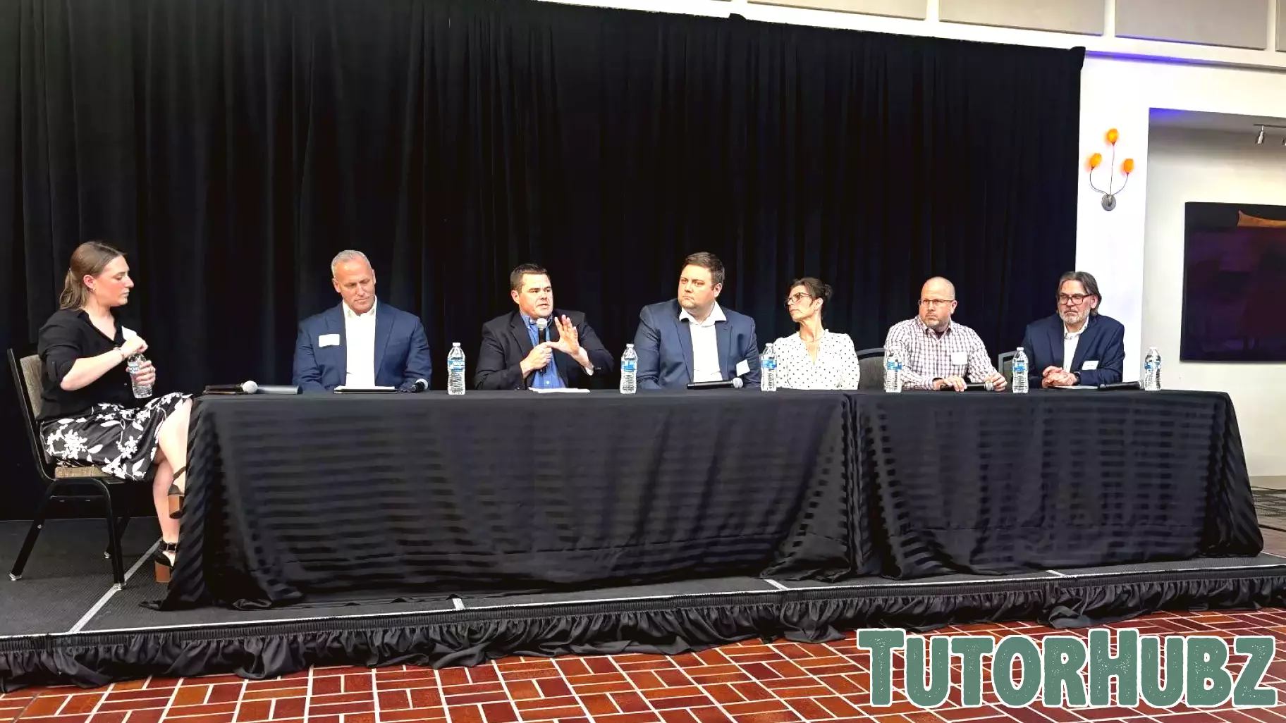 Pa. education secretary, Lancaster County educators talk risk, benefits of AI at Hourglass Forum