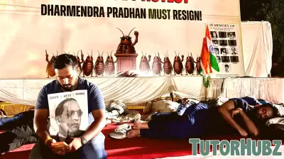 'Cockroach' Protesters Dig In at New Delhi Site, Demand Education Minister's Resignation